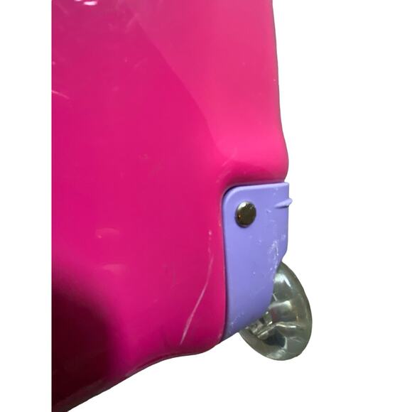 American Tourister Disney Princess 18" Hard Side Rolling Kids Suitcase Easy Pull - Picture 7 of 14